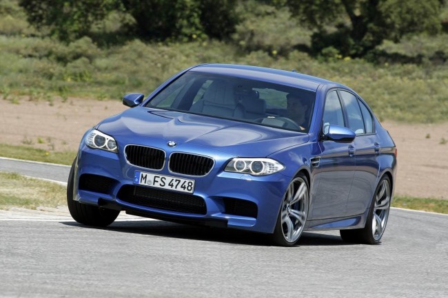 BMW_M5_фото_2012