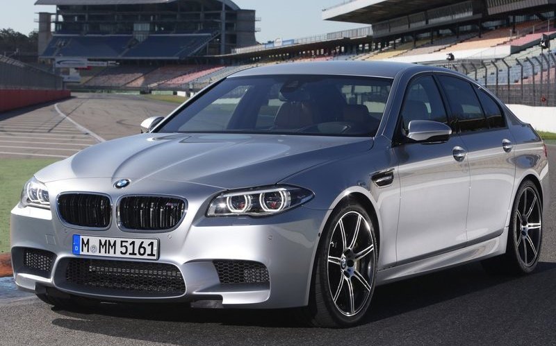 BMW_M5_фото_2013