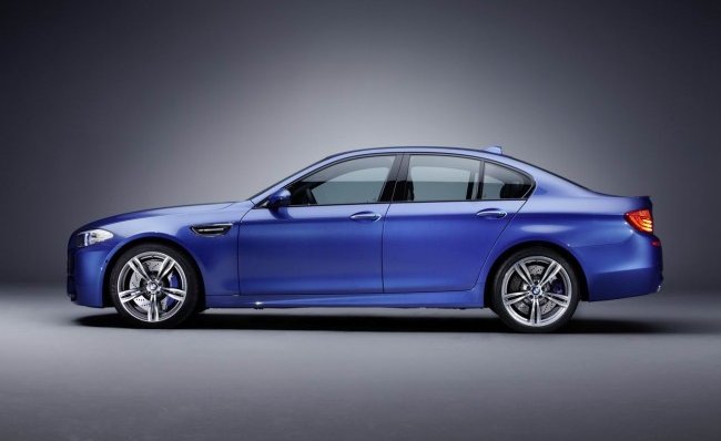 Авто_BMW_M5_фото_2012