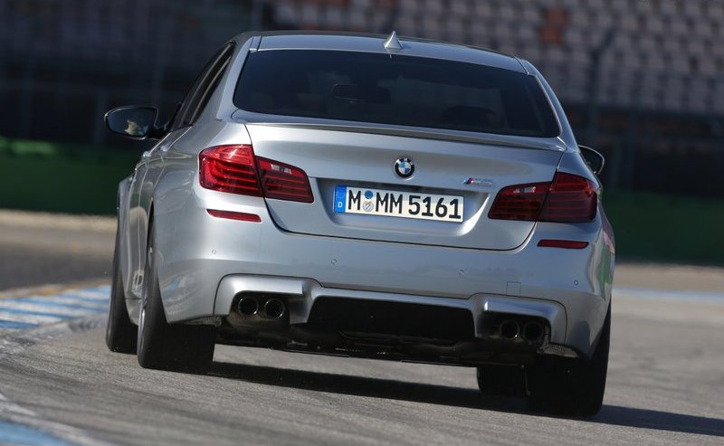Авто_BMW_M5_фото_2013