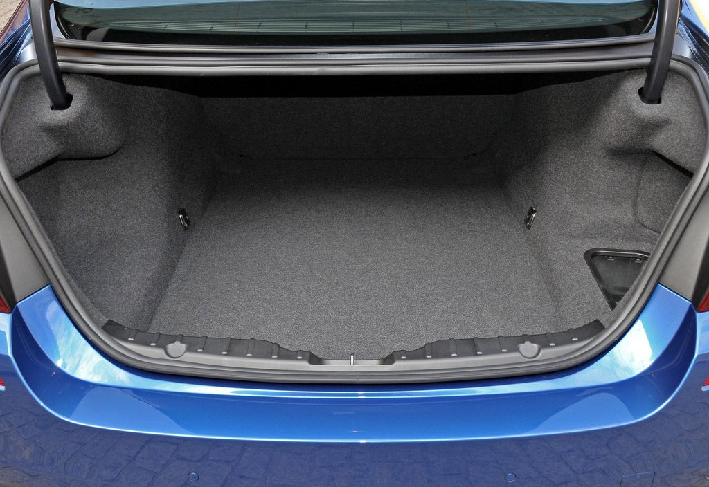 Багажник_БМВ_М5_фото_2013