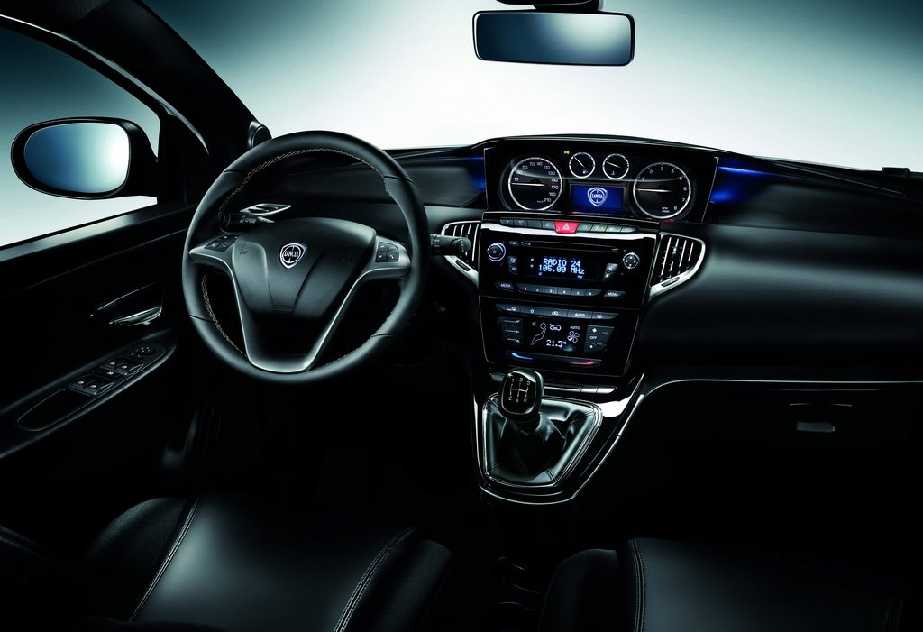 Салон Lancia Ypsilon фото