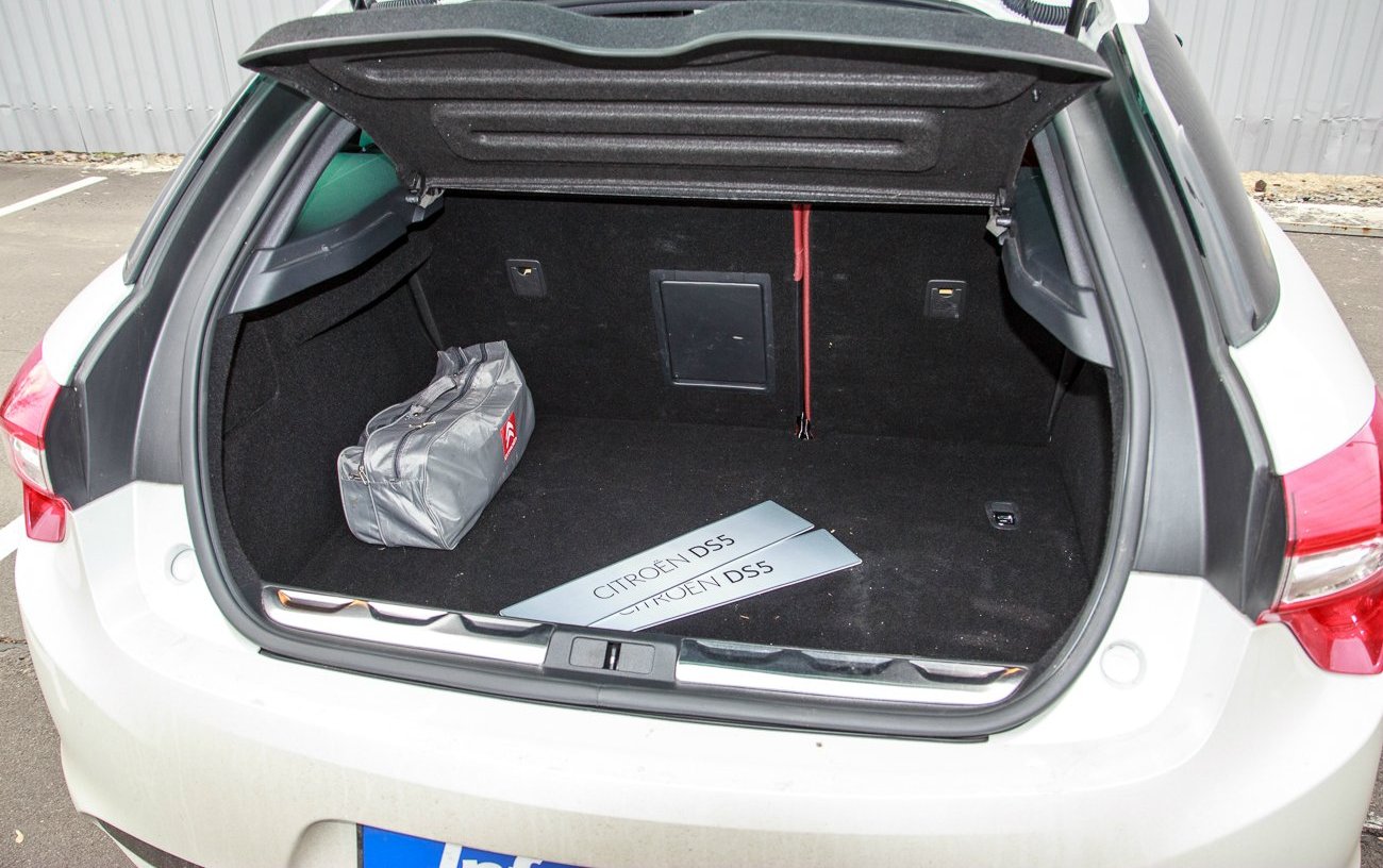 Фото Citroen DS5 багажник
