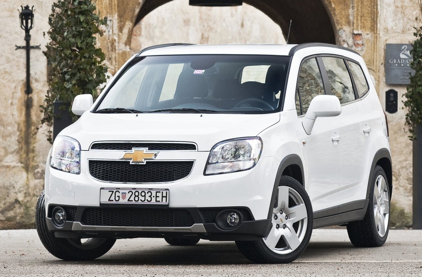 Фото_Chevrolet_Orlando