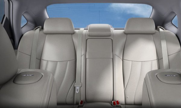Задні_сидіння_Infiniti_M37_M56_фото