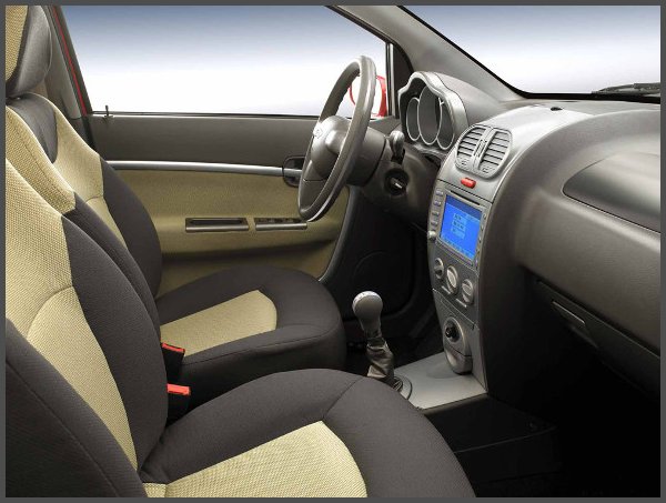 Салон-Chery Kimo-фото