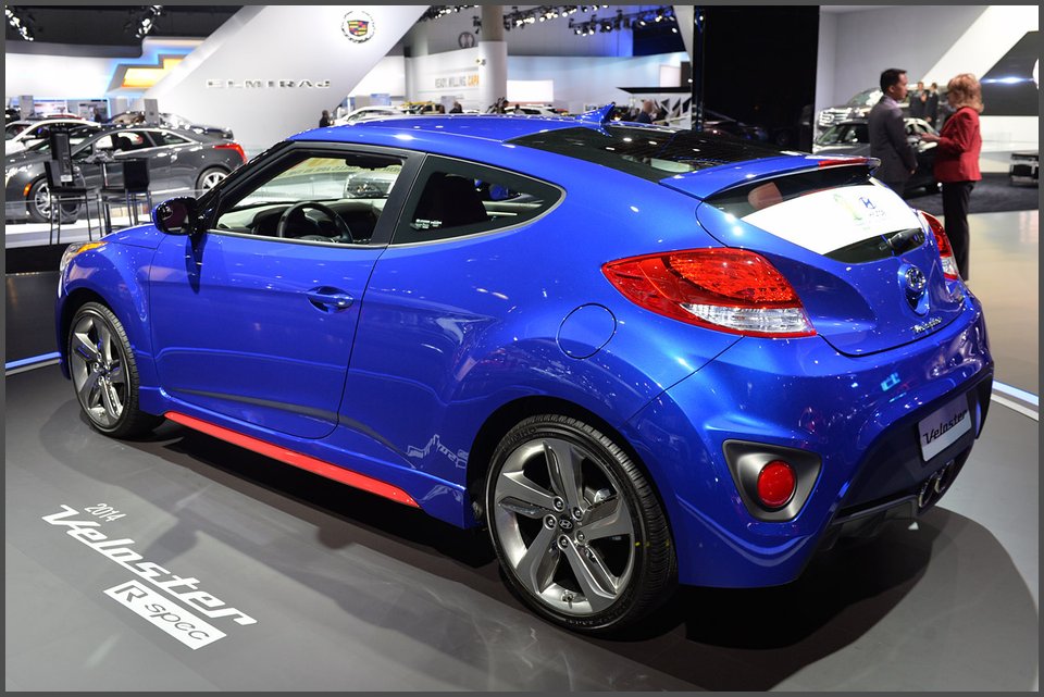 фото-Hyundai Veloster Turbo R-Spec