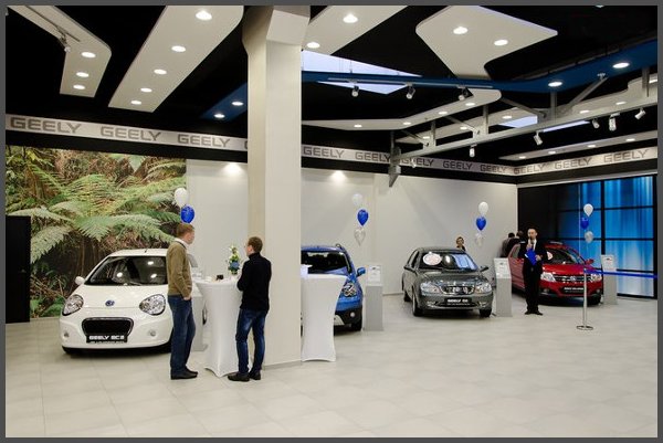 Автосалон Geely в Києві