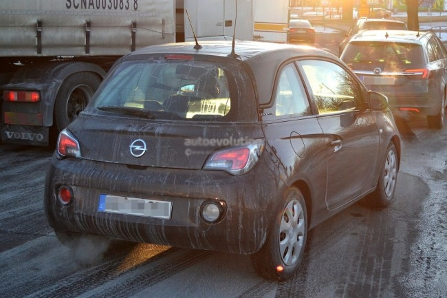 Кабріолет Opel Adam 2015