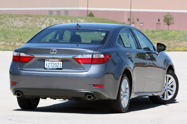 Lexus ES 2014 фото