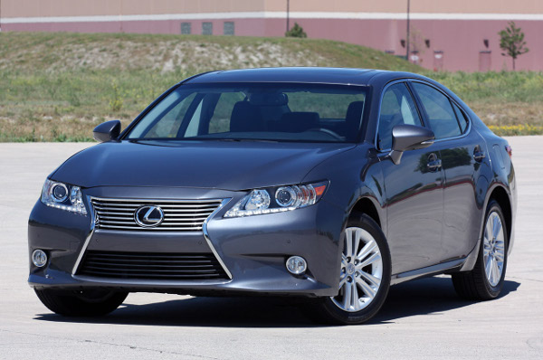 Lexus ES фото