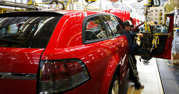 Падіння цін на бензин в США спричинило зменшення виробництва малолітражок